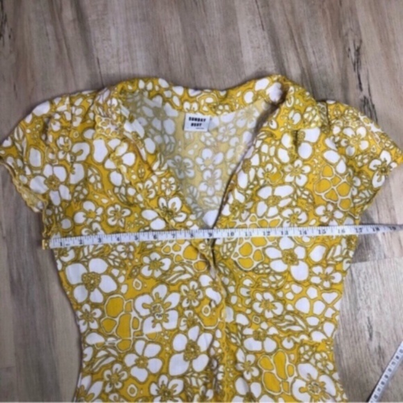 Sunday Best Yellow V-Neck Button Up Sundress - Picture 7 of 10